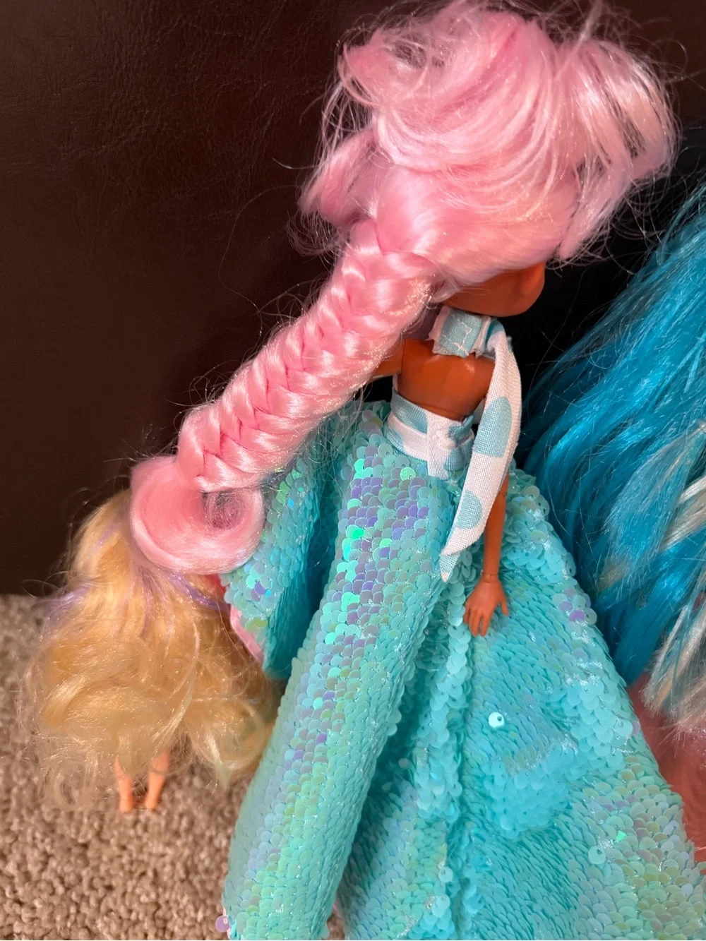 Hairdorables Hairmazing Prom Perfect Doll Bundle Set Fashion Doll Collection